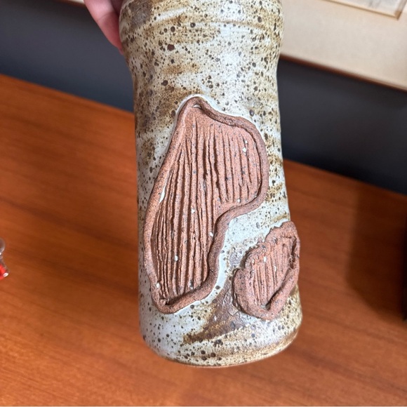 Mid-century modern handcrafted pottery vase large signed DSM - Picture 7 of 10